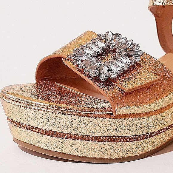 BAMBOO Metallic Rhinestone Gem Crystal Joyas Platform Wedge Sandals NWT - Picture 6 of 8